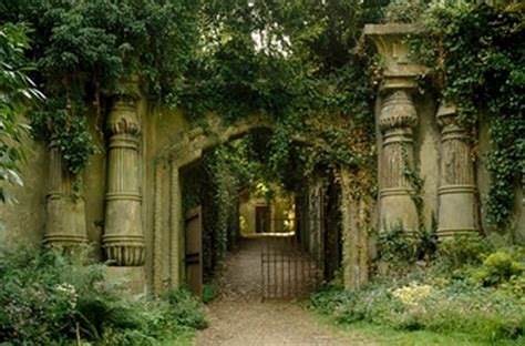Highgate Cemetery: The Burial Ground of the Undead?